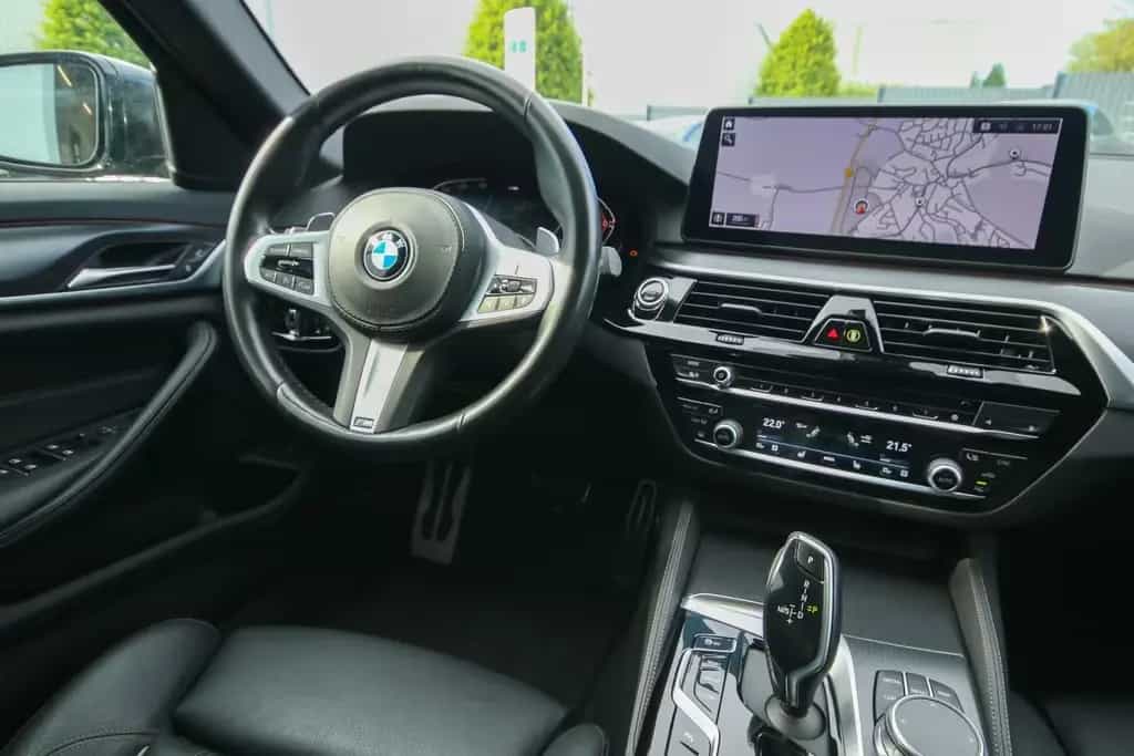 BMW 520 d M Sport Leder Navi 360*Kamera Pano 02/2021-photo-8