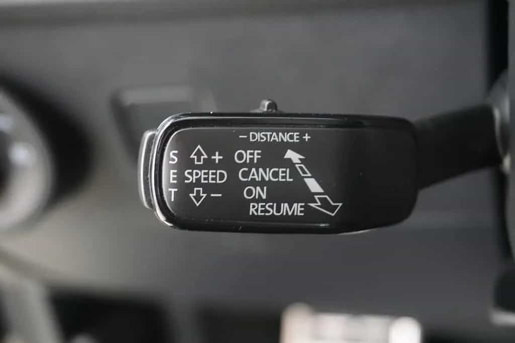 Cupra Ateca 4Drive ACC 360*Kamera Navi AHK 06/2019-photo-10