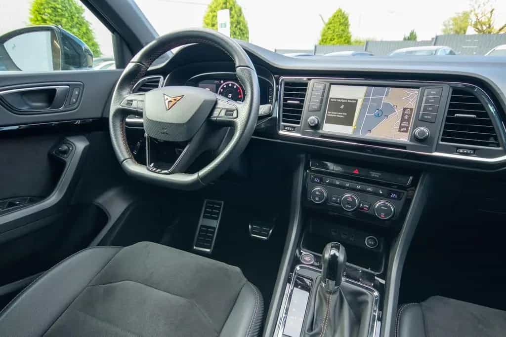 Cupra Ateca 4Drive ACC 360*Kamera Navi AHK 06/2019-photo-8