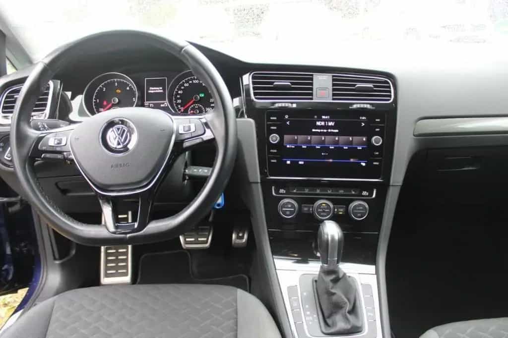 Volkswagen Golf Variant 2.0 TDI DSG JOIN HZ SHZ Navi WiRä 06/2019-photo-6
