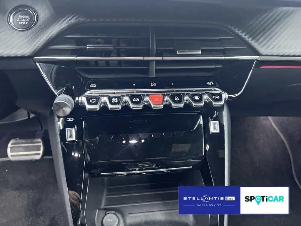 Peugeot 2008 1.2 PureTech 130 GT Aut Kamera* Navi 04/2024-photo-15