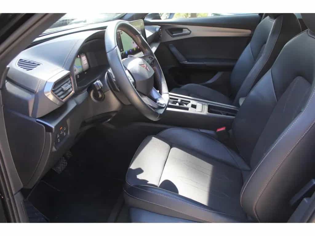 Cupra Formentor 1.5 TSI DSG NAVI LED KAMERA FULL LINK 04/2024-photo-13