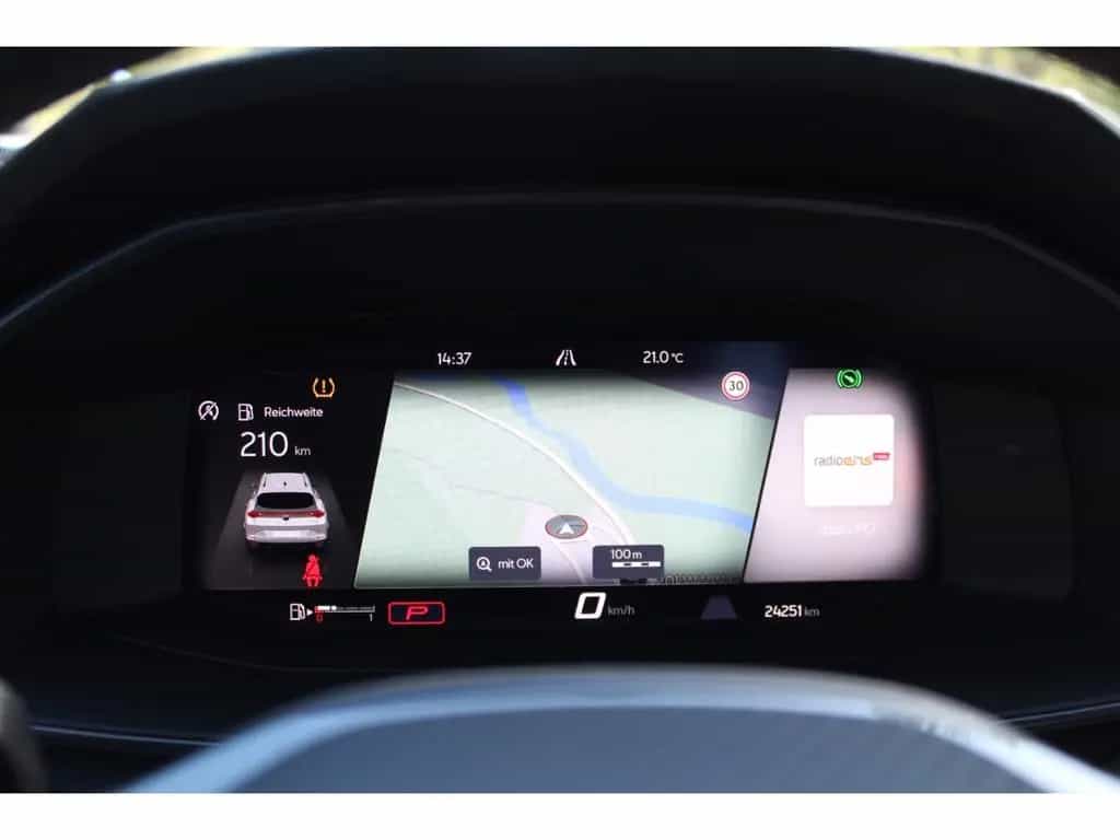 Cupra Formentor 1.5 TSI DSG NAVI LED KAMERA FULL LINK 04/2024-photo-15