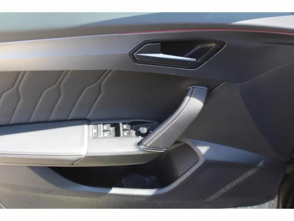 Cupra Formentor 1.5 TSI DSG NAVI LED KAMERA FULL LINK 04/2024-photo-8
