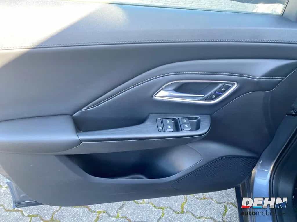 MG ZS Comfort 2WD 1.5T MT 360 Kamera LED Leder Digi 11/2025-photo-17
