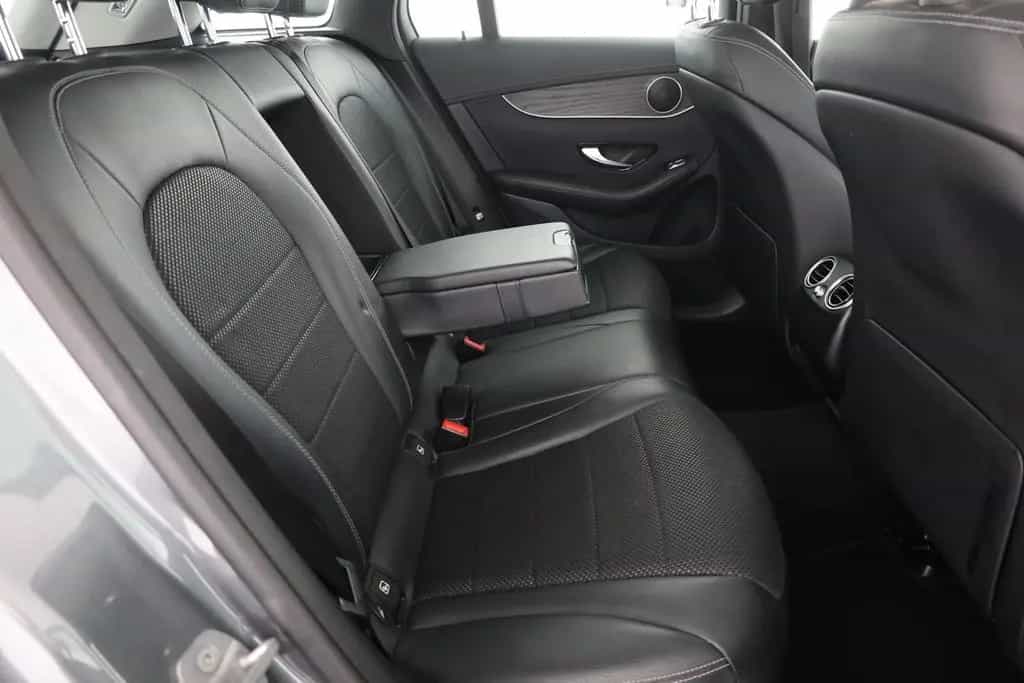 Mercedes-Benz GLC-Class 4Matic Exclusive LED Navi Teilleder AHK 04/2018-photo-23