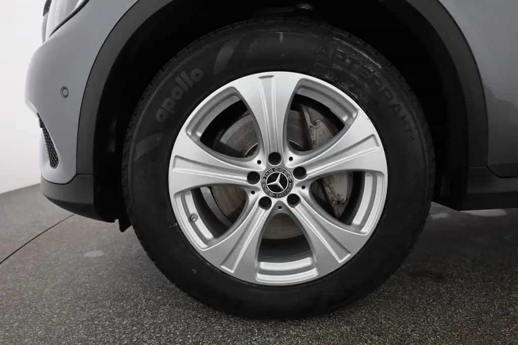 Mercedes-Benz GLC-Class 4Matic Exclusive LED Navi Teilleder AHK 04/2018-photo-30