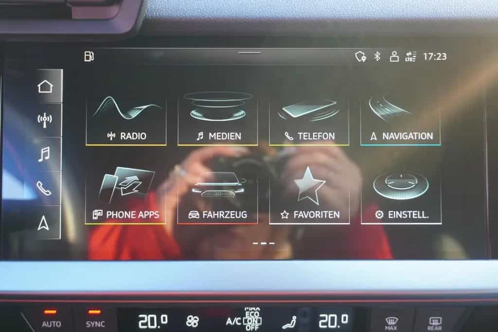 Audi A3 SB 35 TFSI S-Line LED Navi Kamera Tempomat 05/2021-photo-23