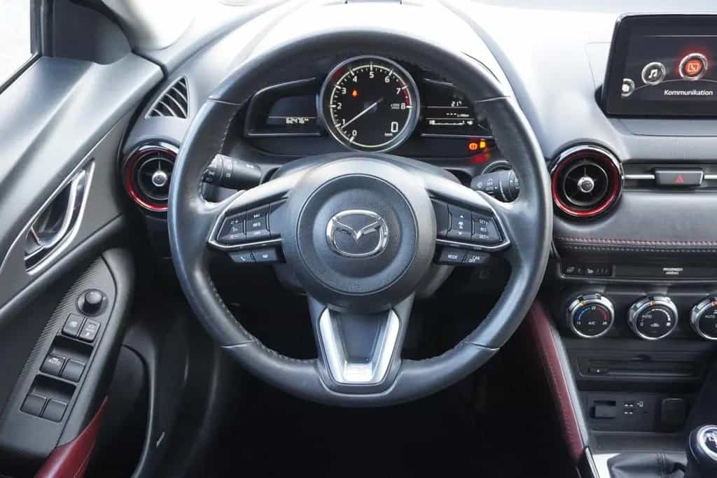 Mazda CX-3 2.0 Sports-Line AWD LED Navi ACC AHK Kamera 05/2018-photo-13