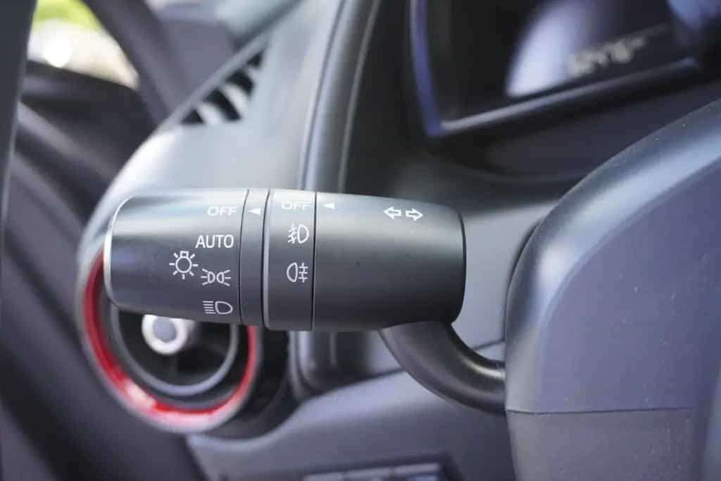 Mazda CX-3 2.0 Sports-Line AWD LED Navi ACC AHK Kamera 05/2018-photo-24