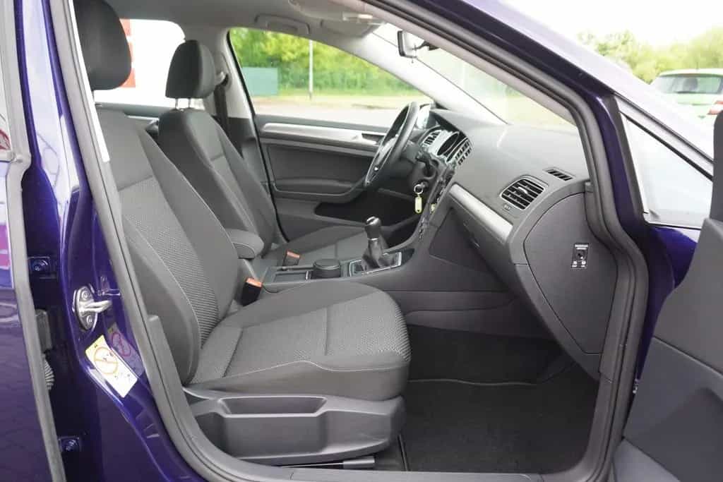 Volkswagen Golf VII 1.5 TSI Klimaaut. Navi PDC Sitzheizung 08/2020-photo-22