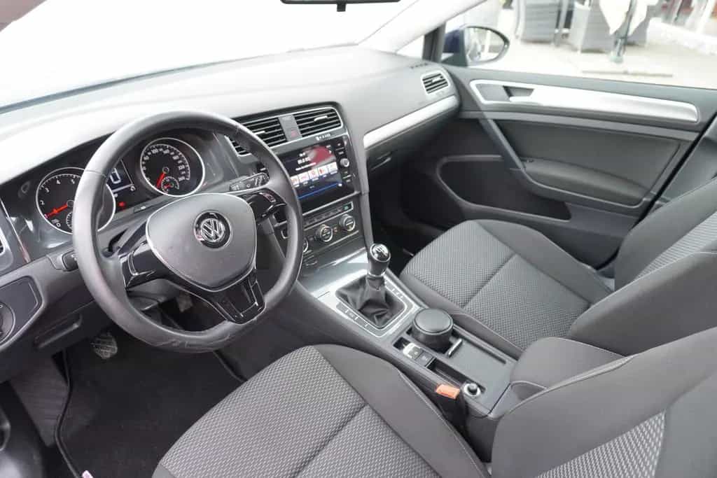 Volkswagen Golf VII 1.5 TSI Klimaaut. Navi PDC Sitzheizung 08/2020-photo-7