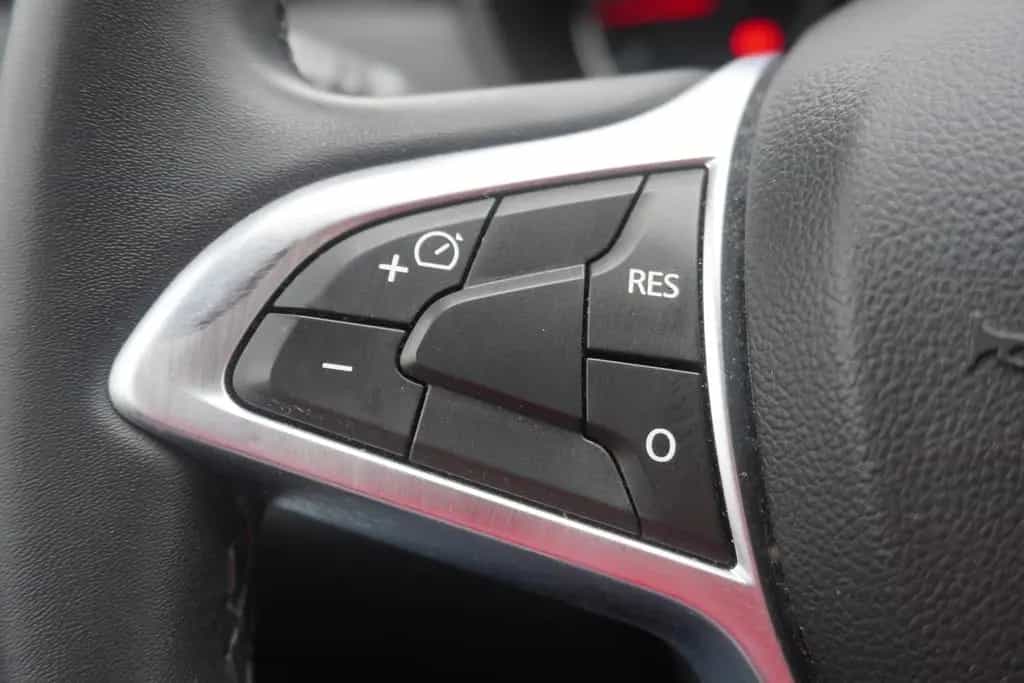 Dacia Duster II Comfort Navi Sitzheizung Kamera 03/2018-photo-18