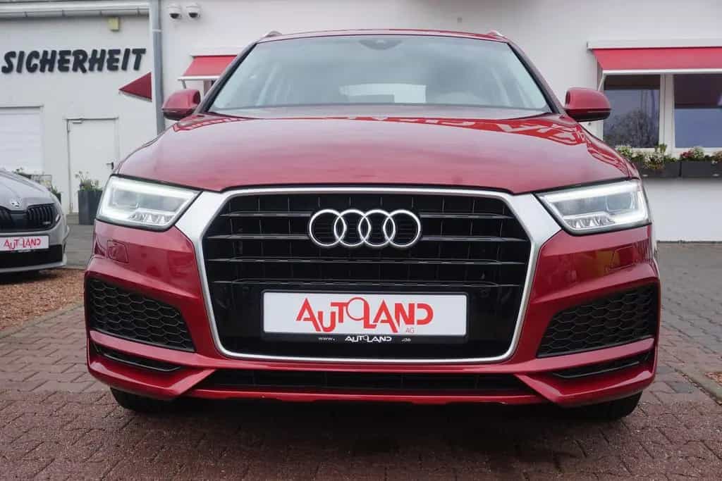 Audi Q3 1.4 TFSI S-Line LED Navi Standheizung DAB 07/2018-photo-5