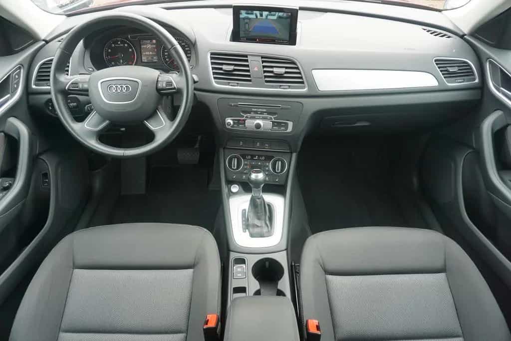 Audi Q3 1.4 TFSI S-Line LED Navi Standheizung DAB 07/2018-photo-7