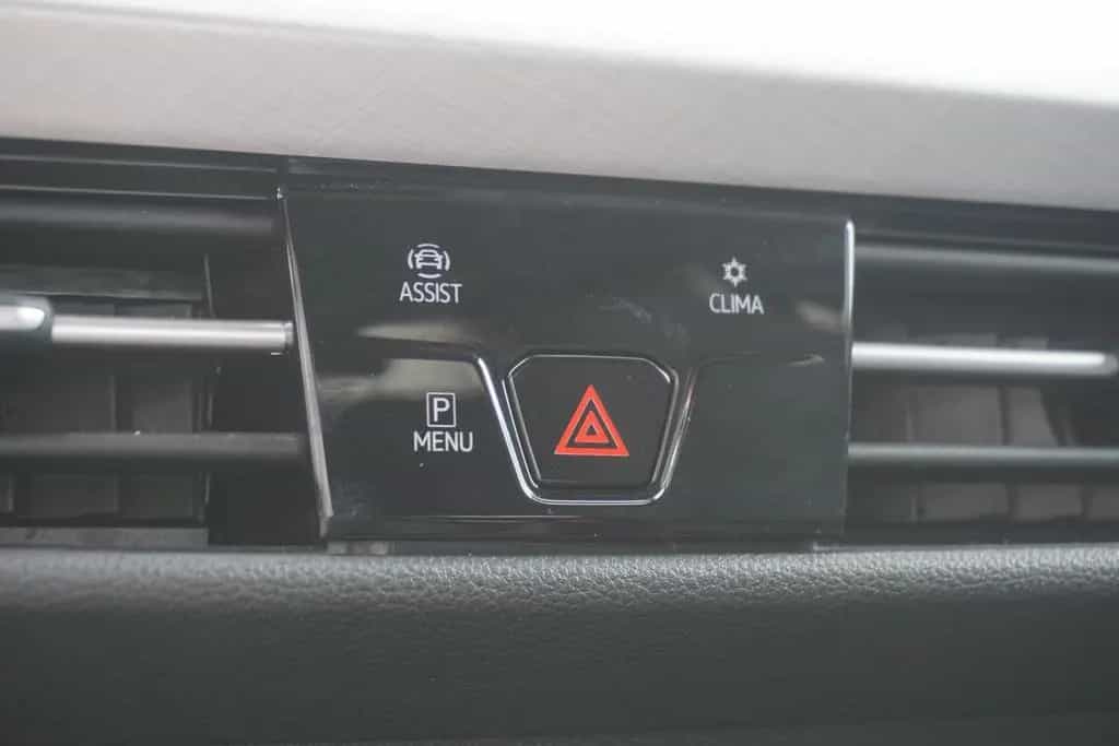 Volkswagen Golf VIII Variant 1.5 TSI Life LED Navi ACC DAB 05/2021-photo-12
