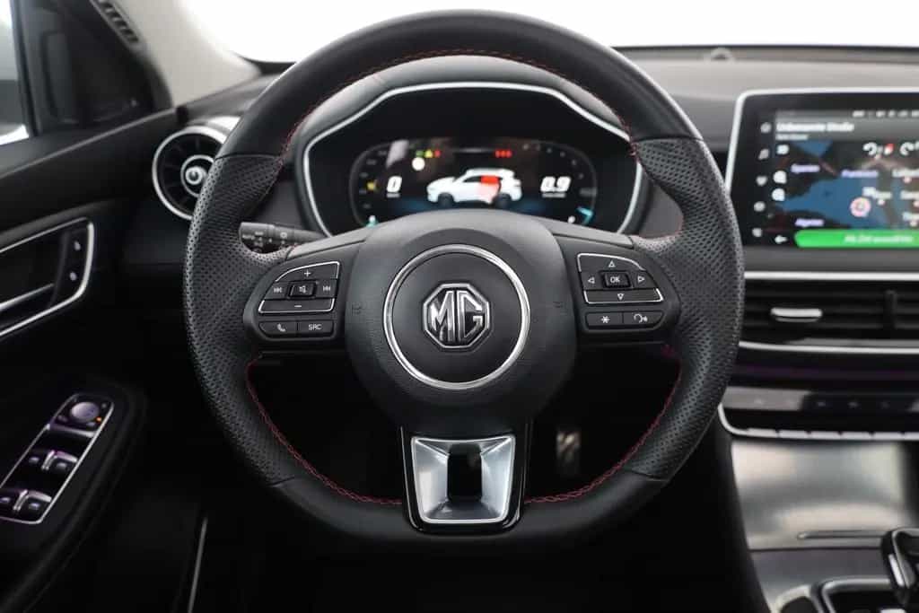 MG HS 1.5 T-GDI Luxury Aut. LED ACC Navi 360° Pano 01/2024-photo-13