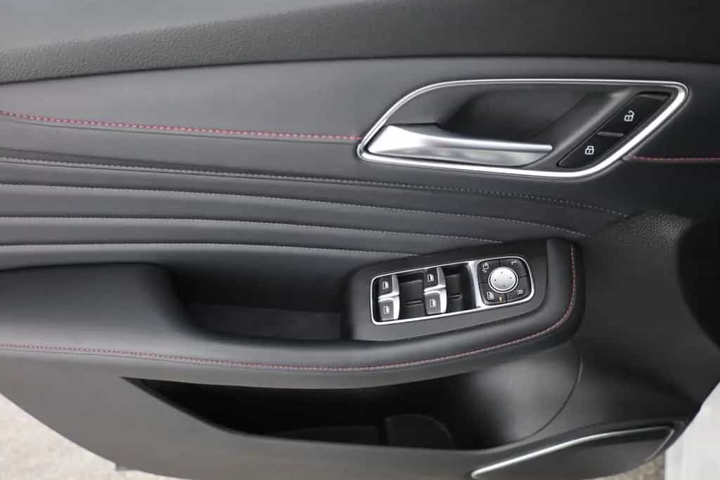 MG HS 1.5 T-GDI Luxury Aut. LED ACC Navi 360° Pano 01/2024-photo-18
