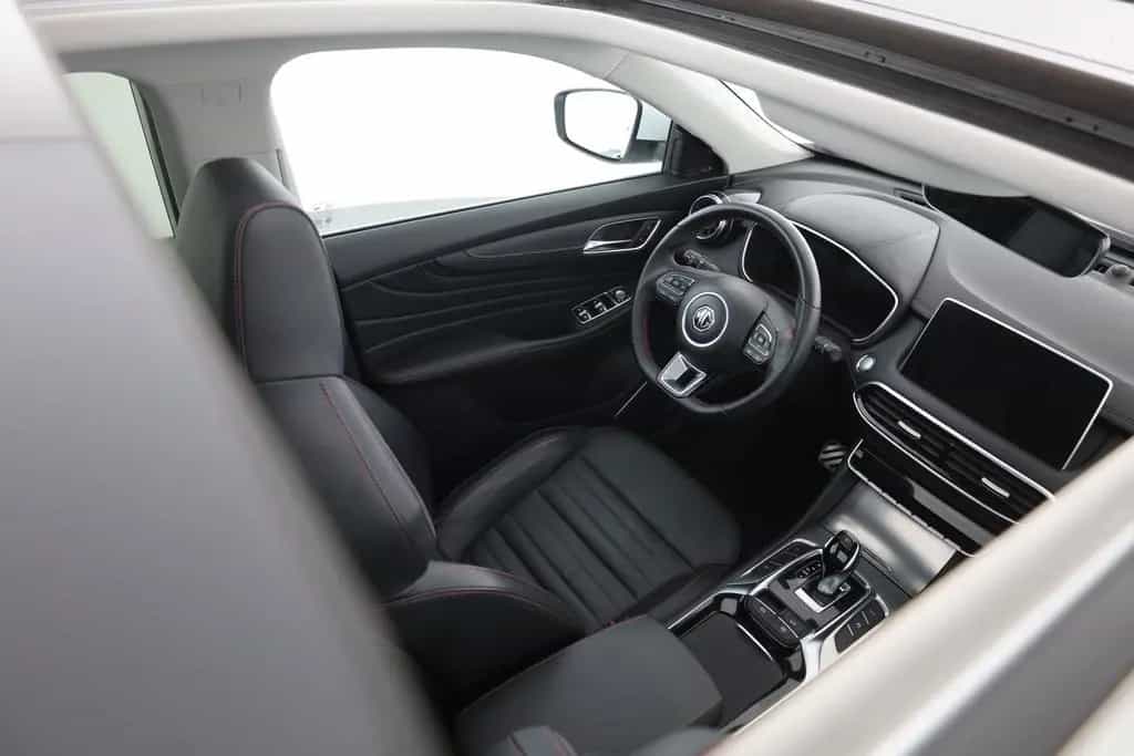MG HS 1.5 T-GDI Luxury Aut. LED ACC Navi 360° Pano 01/2024-photo-25