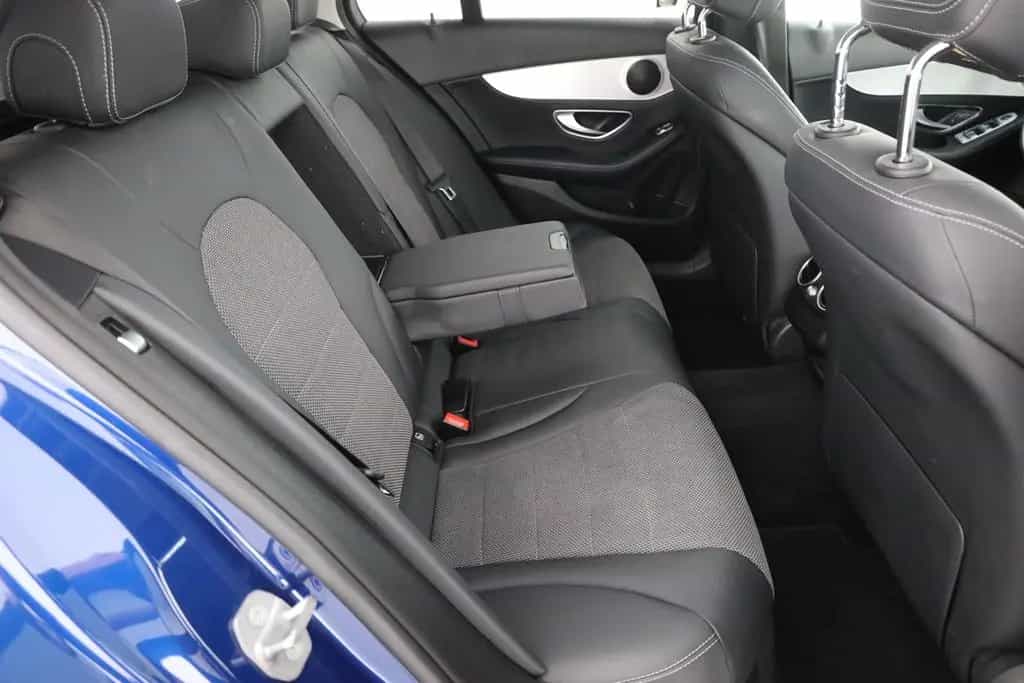 Mercedes-Benz C 180 C180 T CGI Avantgarde LED Navi Kamera PDC AHK 03/2018-photo-25