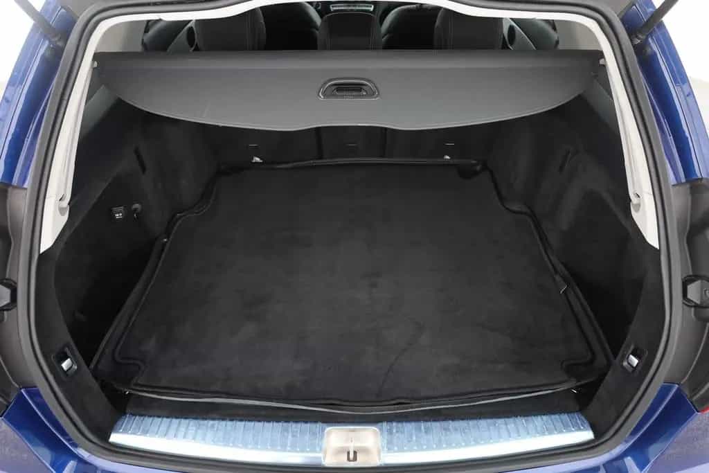Mercedes-Benz C 180 C180 T CGI Avantgarde LED Navi Kamera PDC AHK 03/2018-photo-26