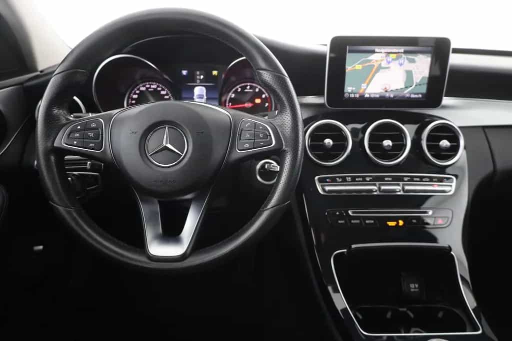 Mercedes-Benz C 180 C180 T CGI Avantgarde LED Navi Kamera PDC AHK 03/2018-photo-9