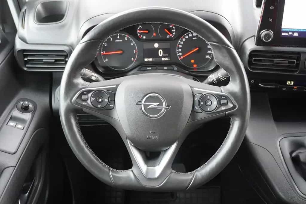 Opel Combo Life 1.2 Edition Navi Kamera Sitzheizung 11/2022-photo-11