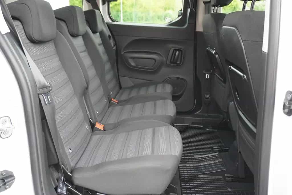 Opel Combo Life 1.2 Edition Navi Kamera Sitzheizung 11/2022-photo-27