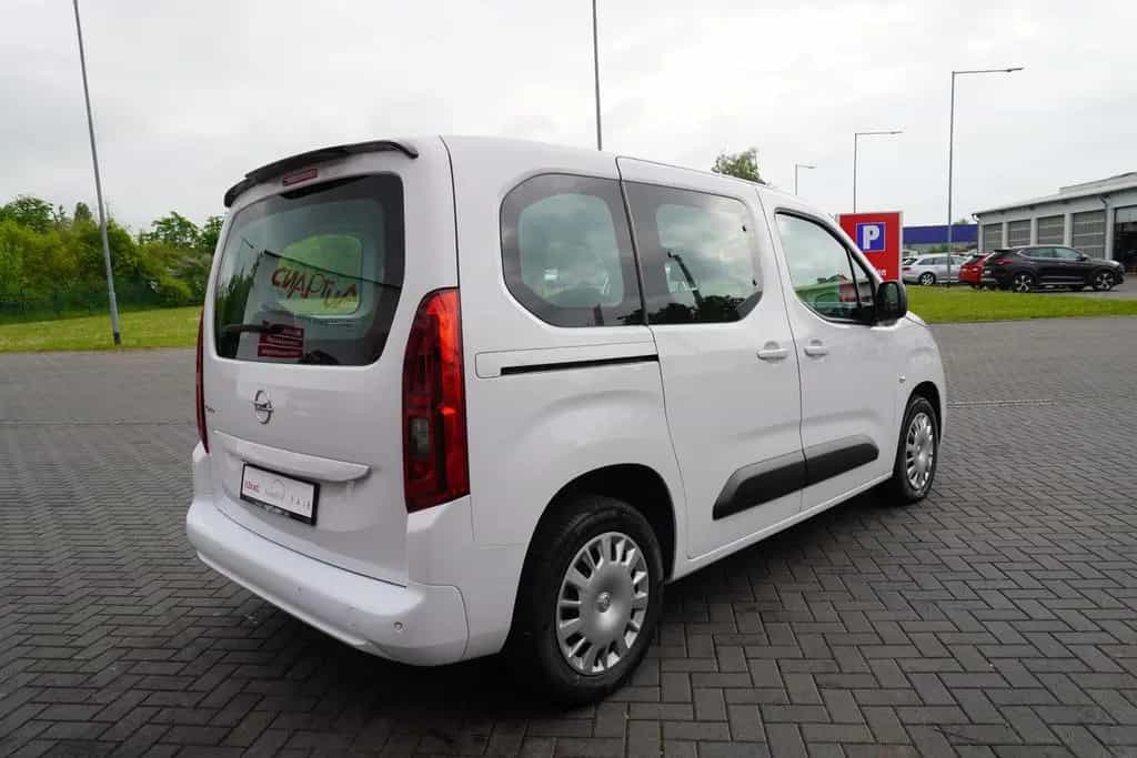 Opel Combo Life 1.2 Edition Navi Kamera Sitzheizung 11/2022-photo-4