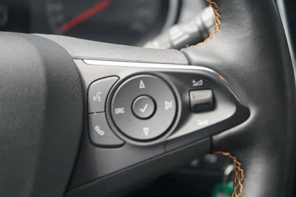 Opel Crossland X 1.2 LED Navi Kamera Tempomat 11/2019-photo-17