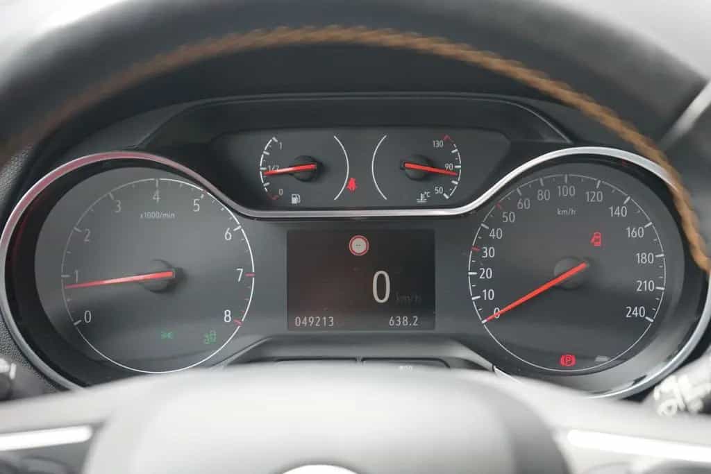 Opel Crossland X 1.2 LED Navi Kamera Tempomat 11/2019-photo-18