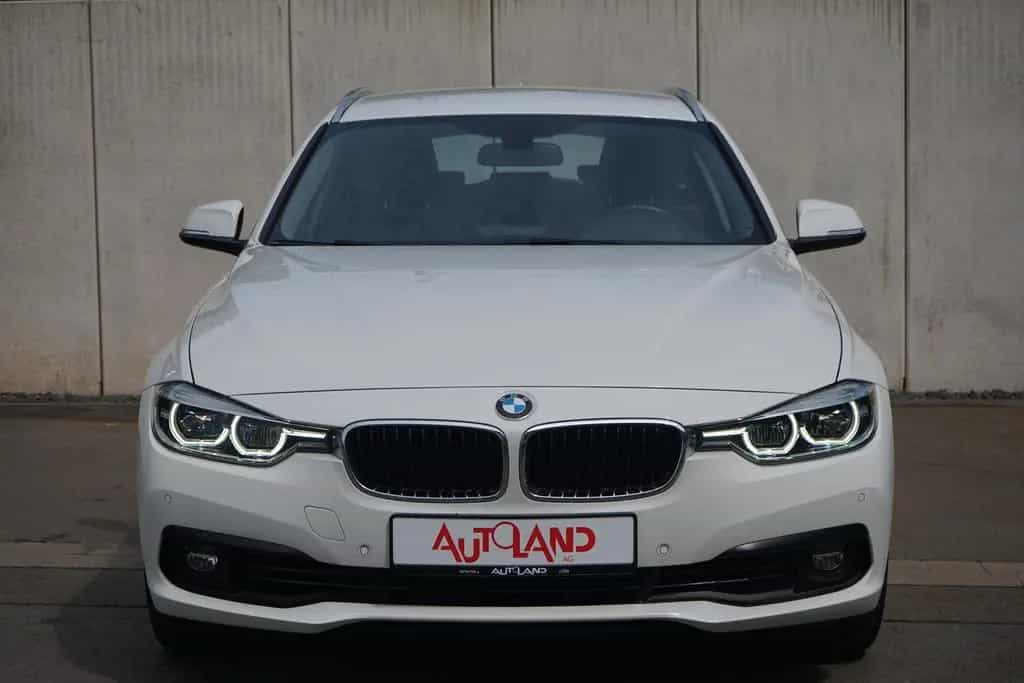BMW 318 i Touring LED Navi Tempomat PDC USB Klimaaut. 09/2018-photo-6