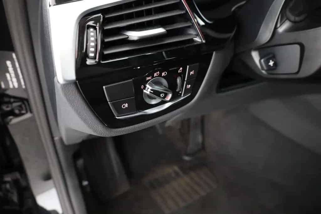 BMW 5 Series i Luxury xDrive MHEV Aut. Laser ACC Navi AHK 07/2023-photo-21