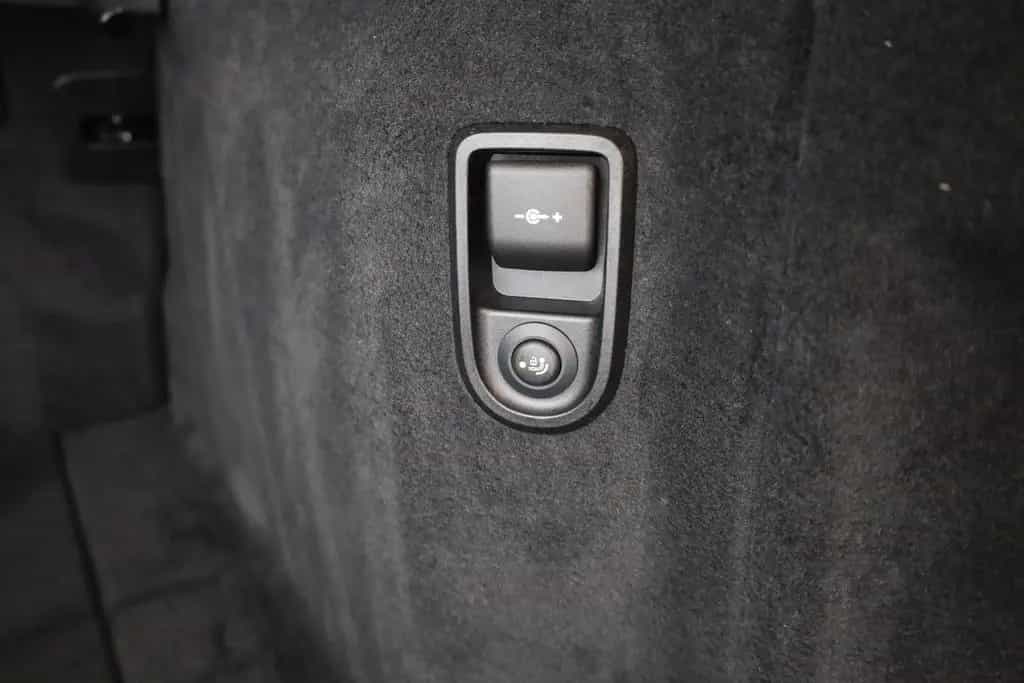 BMW 5 Series i Luxury xDrive MHEV Aut. Laser ACC Navi AHK 07/2023-photo-32