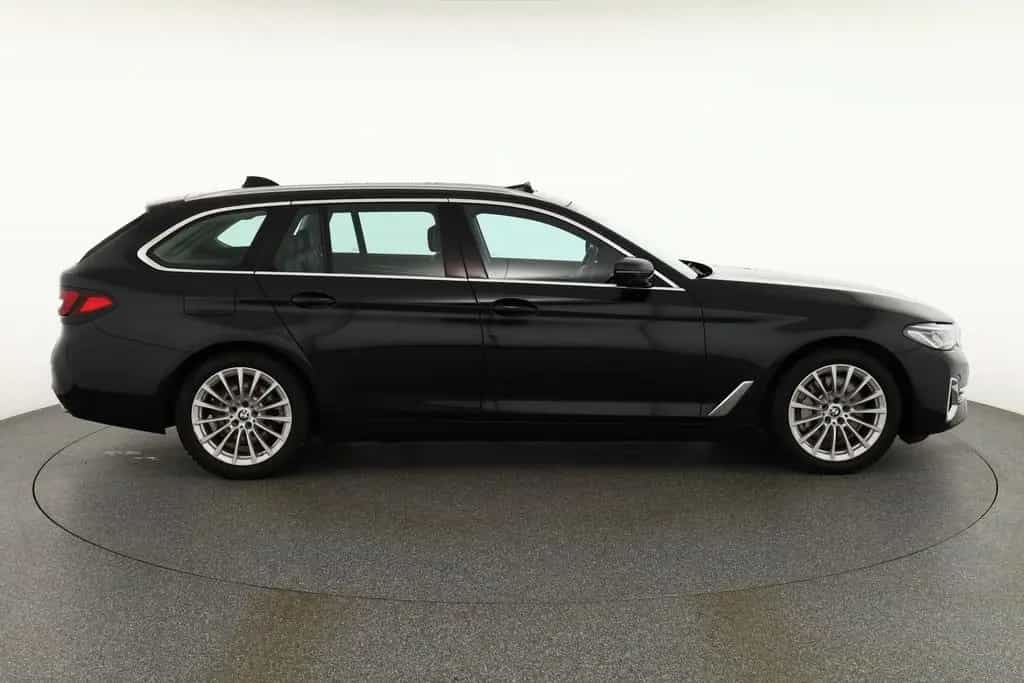 BMW 5 Series i Luxury xDrive MHEV Aut. Laser ACC Navi AHK 07/2023-photo-5