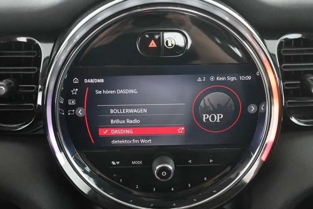 MINI ONE 1.5 Classic Trim LED Navi Teilleder Tempomat 06/2021-photo-10