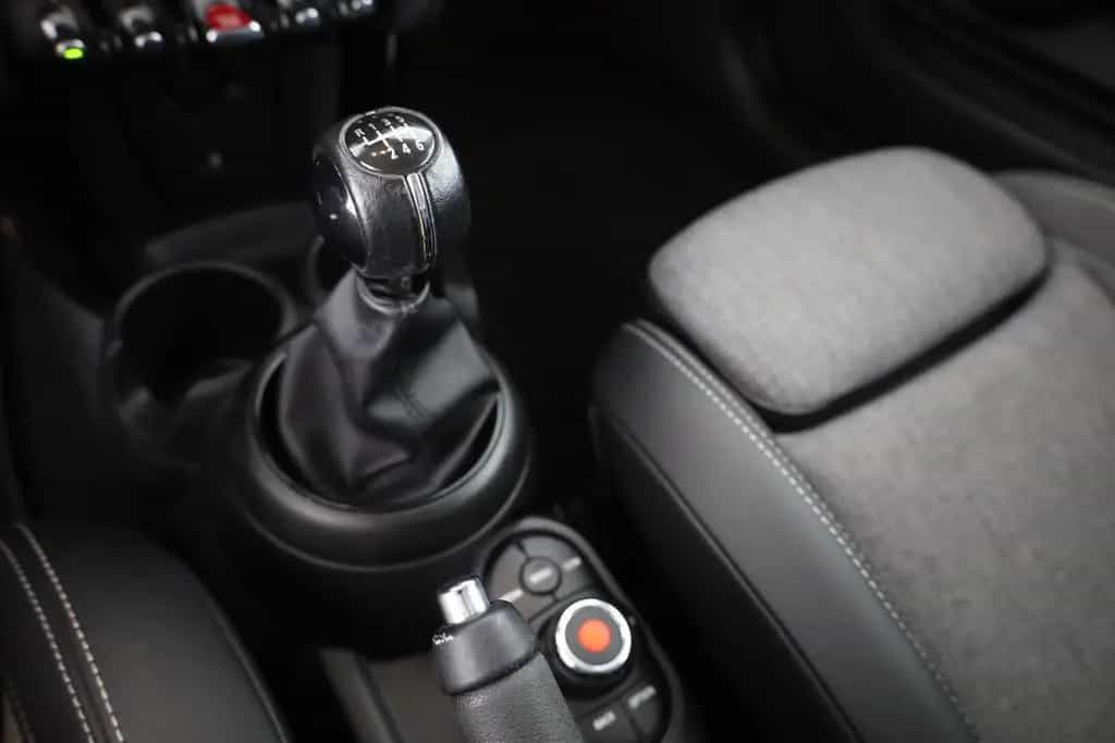 MINI ONE 1.5 Classic Trim LED Navi Teilleder Tempomat 06/2021-photo-13