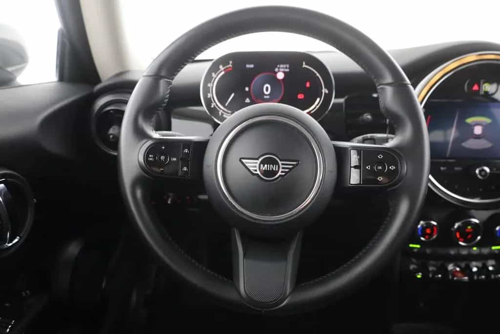 MINI ONE 1.5 Classic Trim LED Navi Teilleder Tempomat 06/2021-photo-15