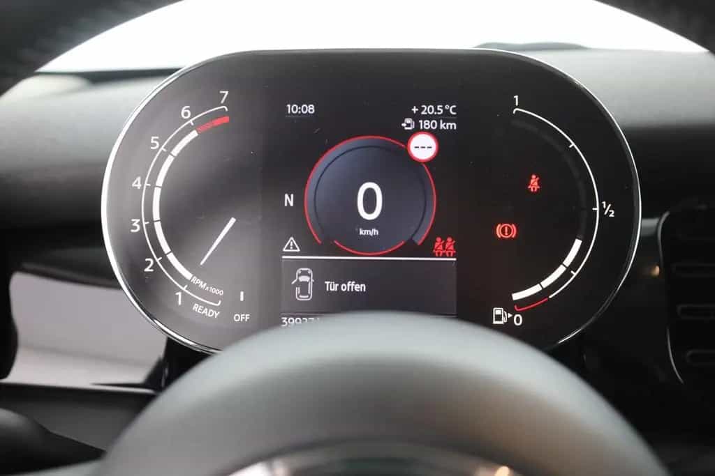 MINI ONE 1.5 Classic Trim LED Navi Teilleder Tempomat 06/2021-photo-18