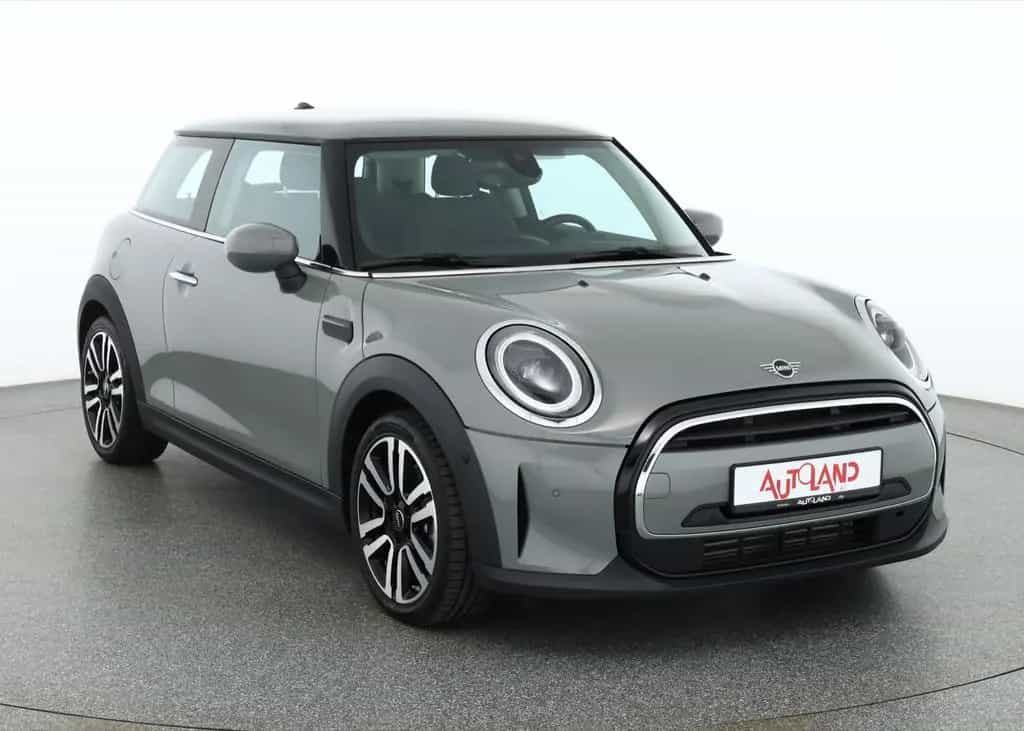MINI ONE 1.5 Classic Trim LED Navi Teilleder Tempomat 06/2021-photo-6