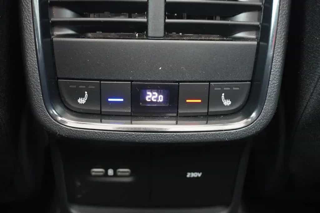 Skoda Octavia Combi 2.0 TSI RS Navi LED ACC PDC Kamera 08/2022-photo-14