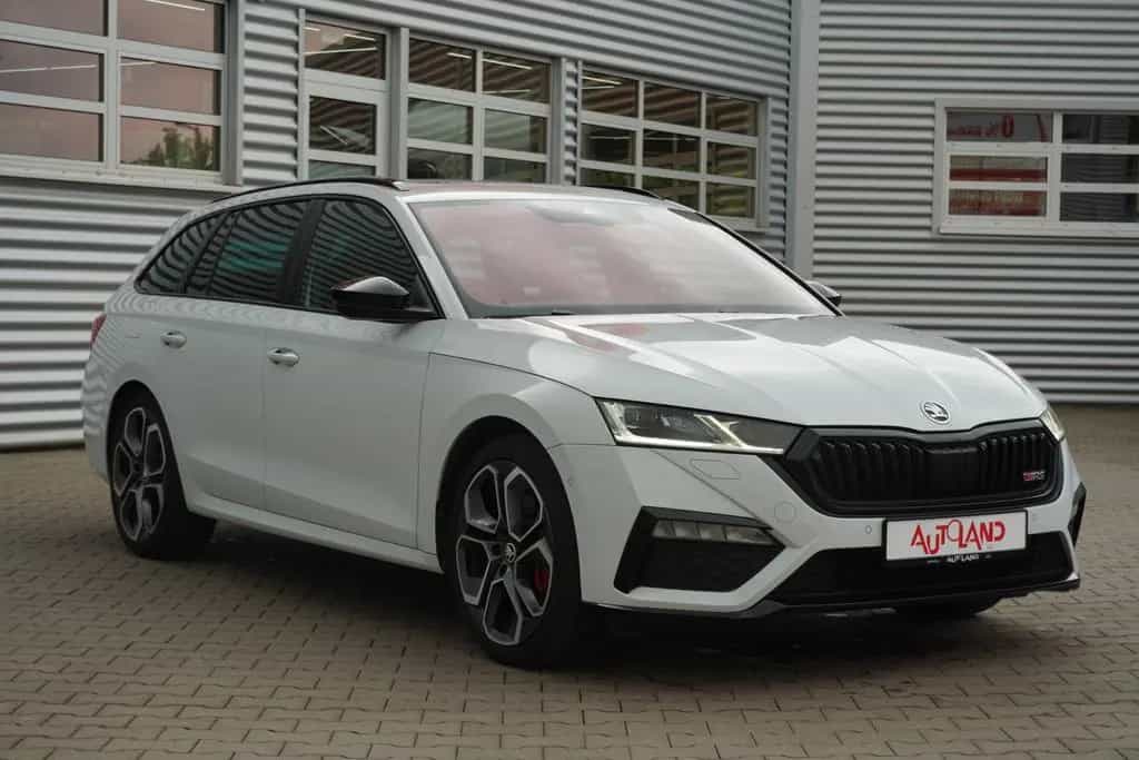 Skoda Octavia Combi 2.0 TSI RS Navi LED ACC PDC Kamera 08/2022-photo-3