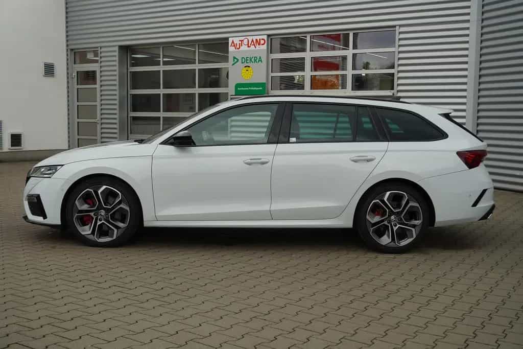 Skoda Octavia Combi 2.0 TSI RS Navi LED ACC PDC Kamera 08/2022-photo-8