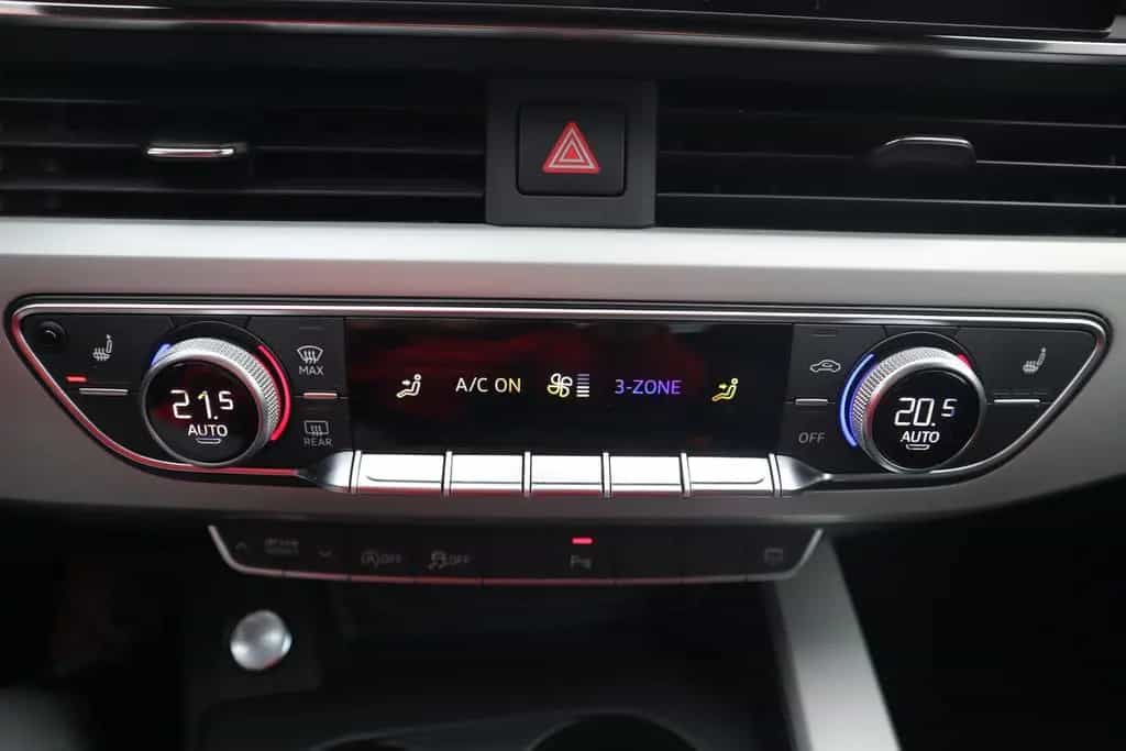 Audi A4 Avant 40 2.0 TFSI S-Tronic LED Navi Head-Up 03/2022-photo-28