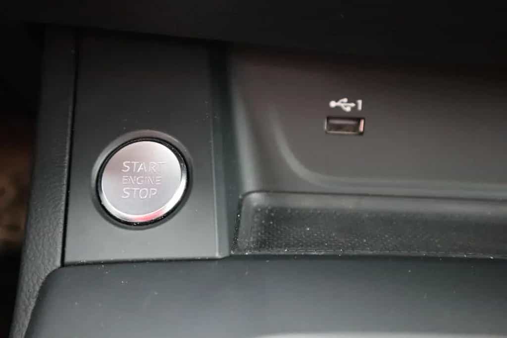 Audi A4 Avant 40 2.0 TFSI S-Tronic LED Navi Head-Up 03/2022-photo-30