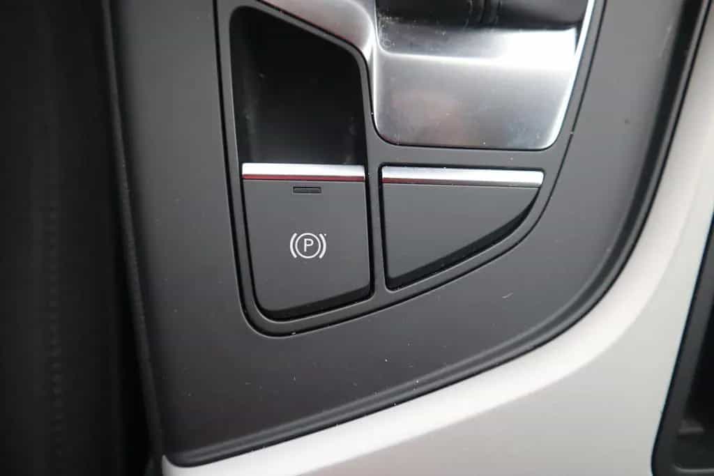 Audi A4 Avant 40 2.0 TFSI S-Tronic LED Navi Head-Up 03/2022-photo-33