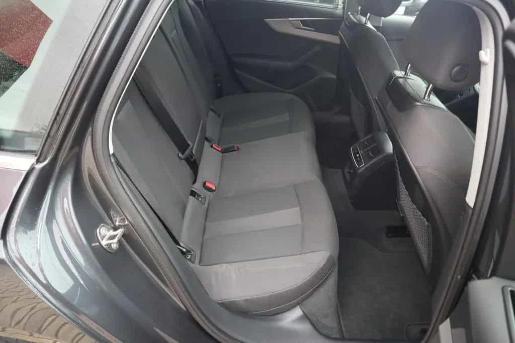 Audi A4 Avant 40 2.0 TFSI S-Tronic LED Navi Head-Up 03/2022-photo-37