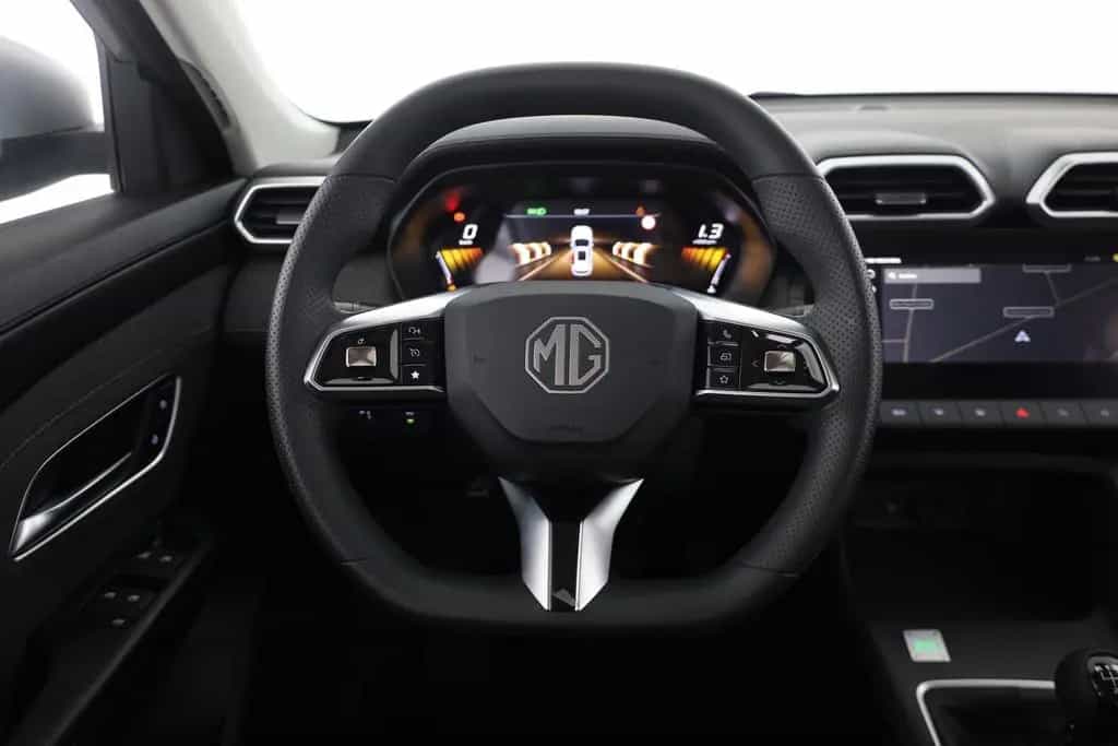 MG ZS 1.5 VTi-Tech Standard Navi Kamera AppleAndroi 01/2026-photo-14