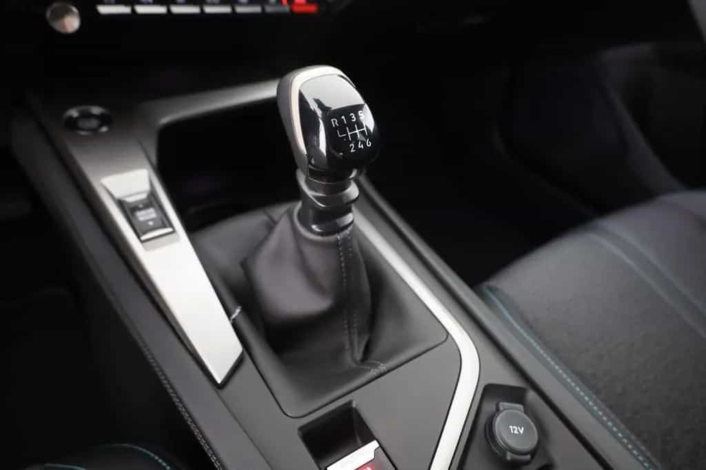 Peugeot 308 1.2 PureTech Allure LED Android Apple Kamera 11/2023-photo-11