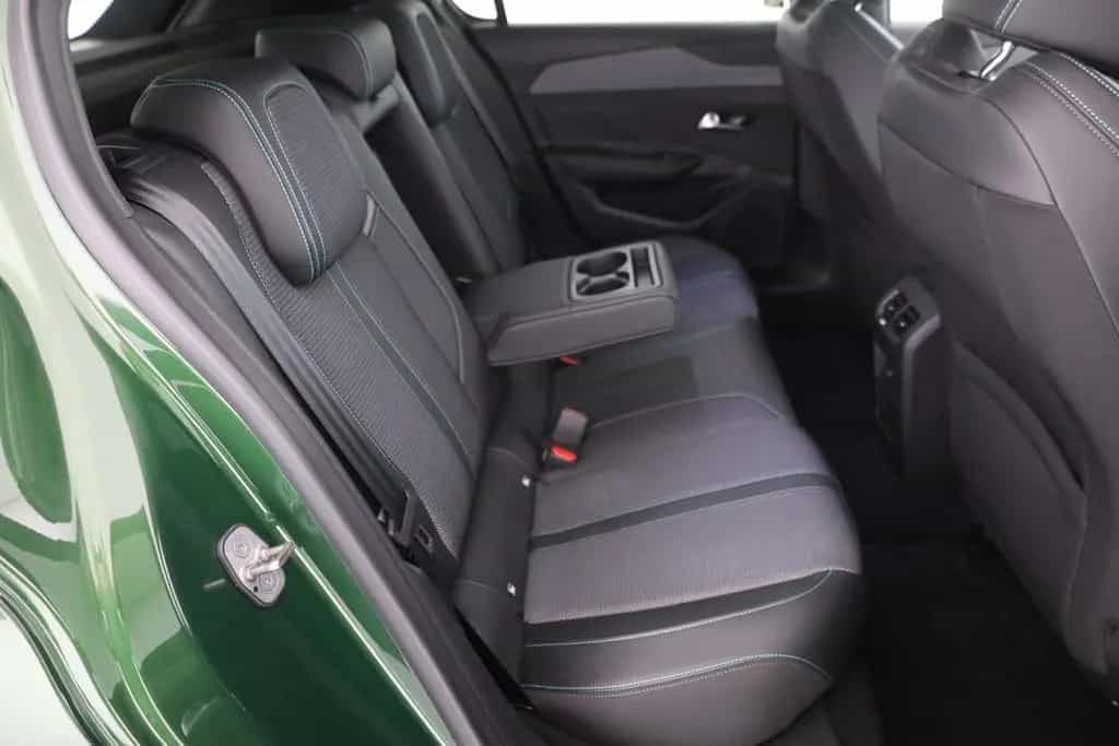 Peugeot 308 1.2 PureTech Allure LED Android Apple Kamera 11/2023-photo-19